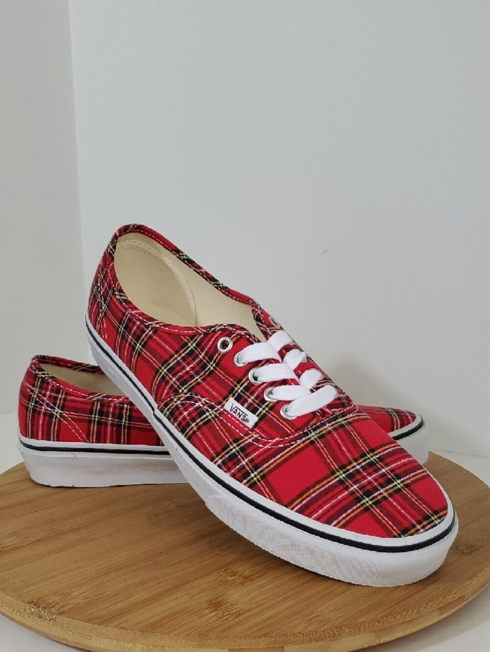 Vans Authentic Plaid Red Unisex Sneakers Men's 9.5/ Women's 11 NIB